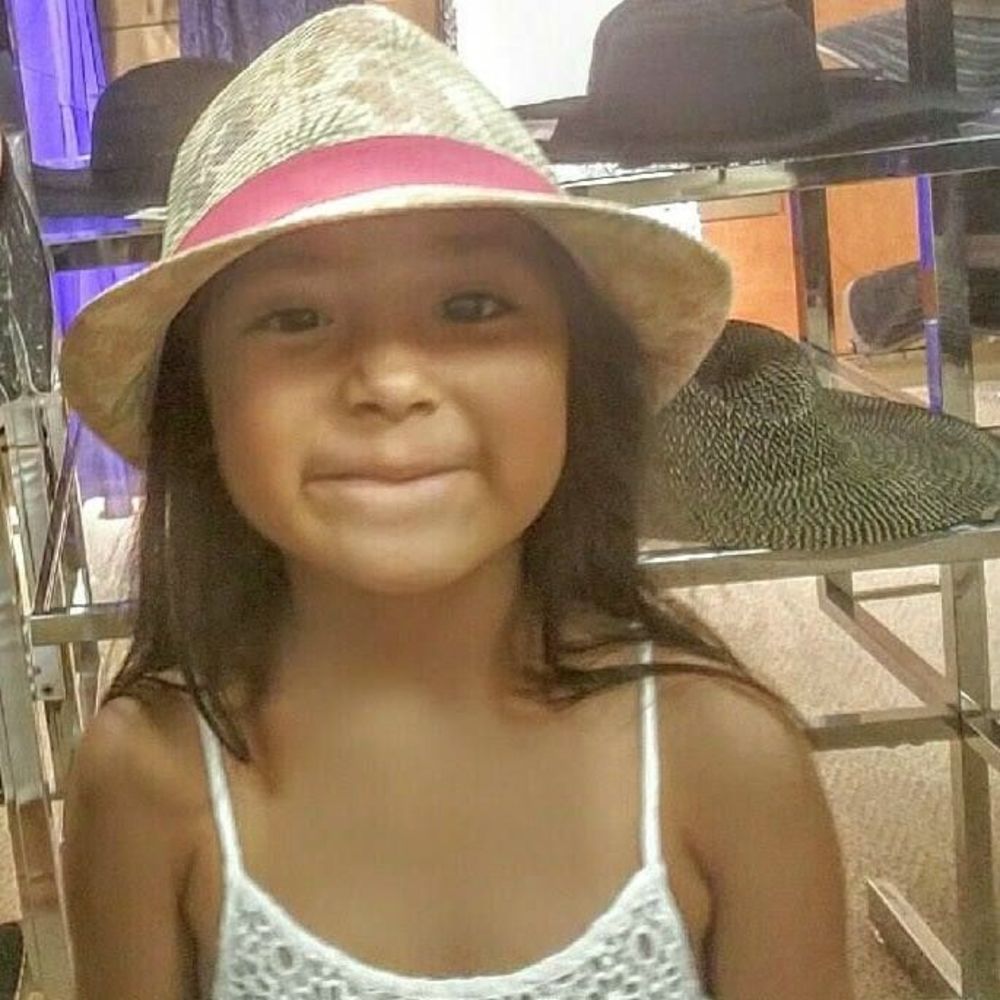 Meet your Posher, Edna